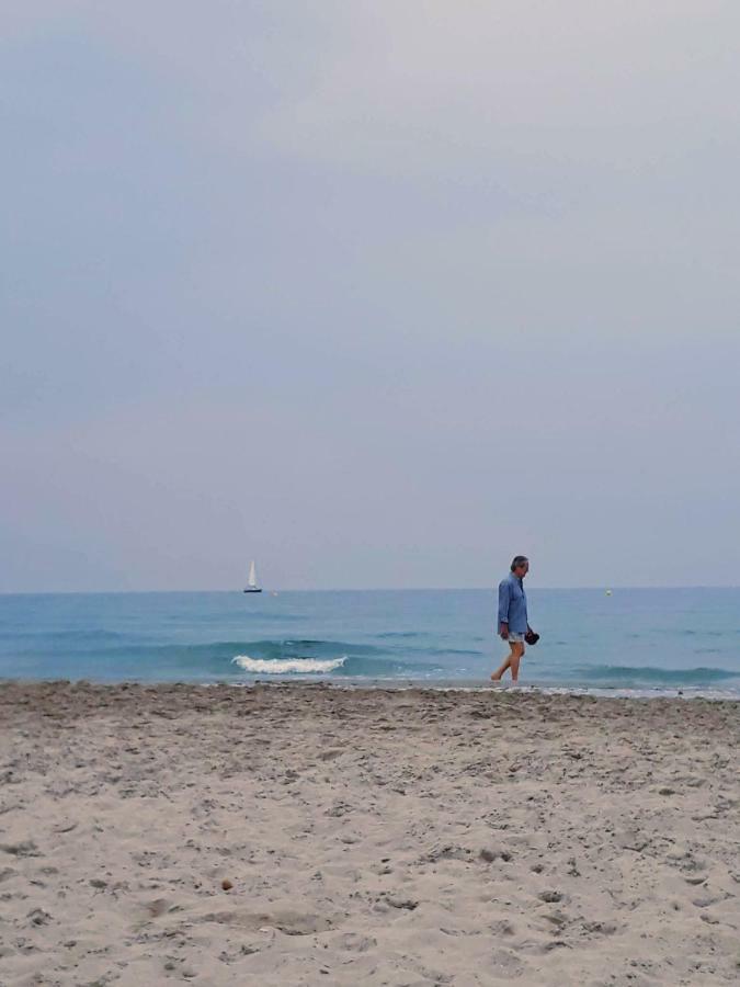 2 Bedroom'S Flat On The Beach, City Center, 1 Line Santa Pola Exteriér fotografie